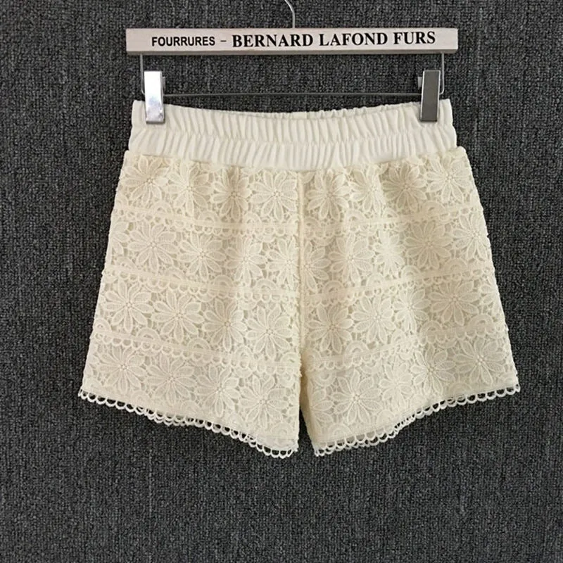 Amy Fashion - Elastic High Waist Lace Shorts