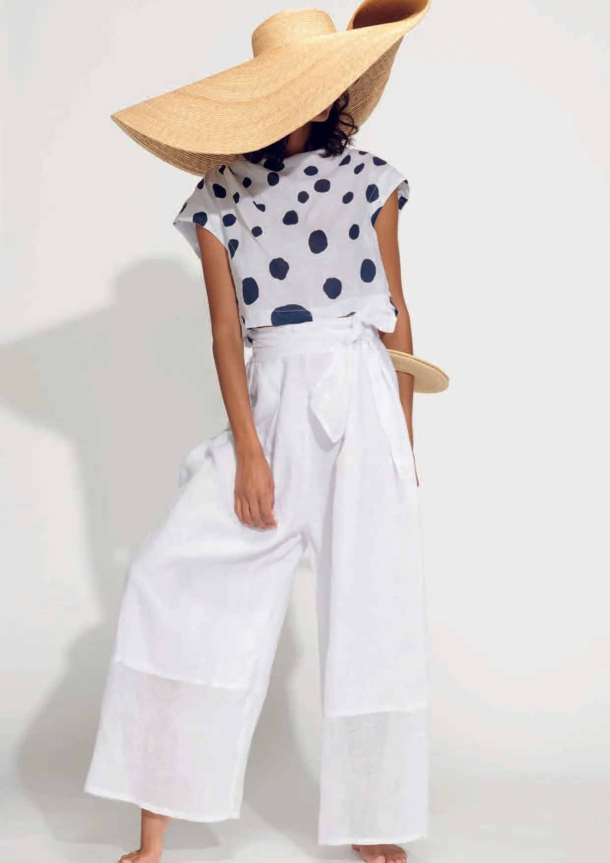 Wide Leg Pants with Belt in White